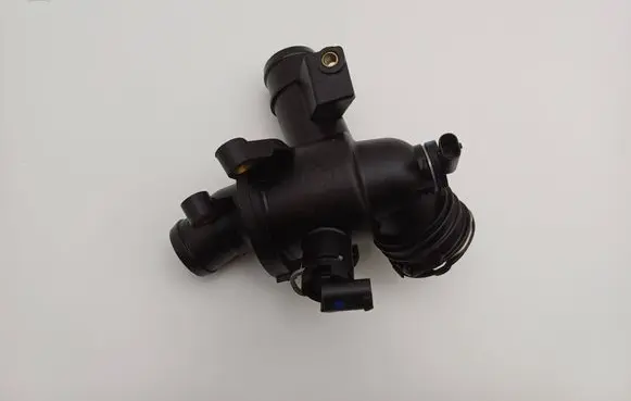 Mercedes-Benz B W245 Thermostat/thermostat housing A6512000615