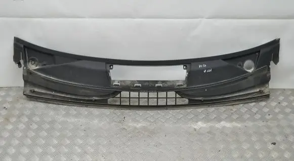 Mercedes-Benz Vito Viano W639 Wiper trim A6398840074