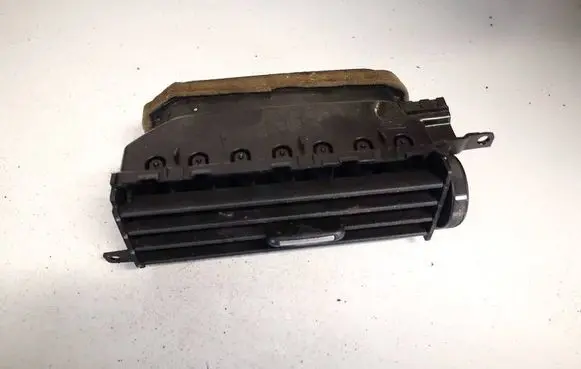 Dash center air vent grill