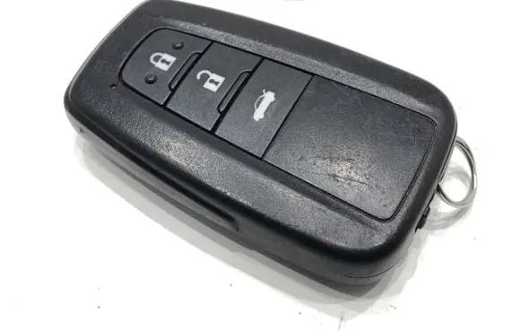 Toyota Camry VIII XV70 Ignition key/card