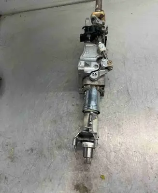 BMW 5 GT F07 Steering wheel axle P10768701