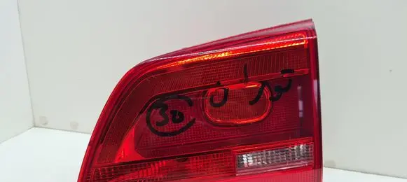 Volkswagen Touran II Tailgate rear/tail lights 1T0945094A