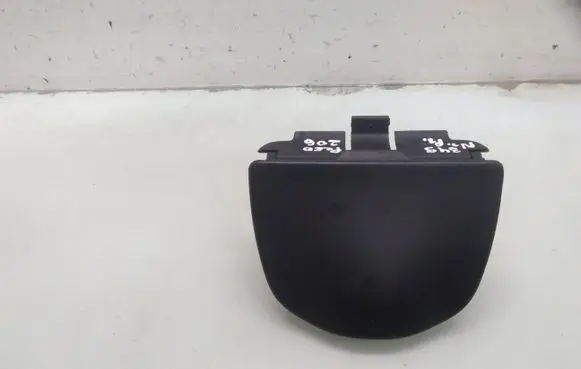 Peugeot 206 CC Car ashtray
