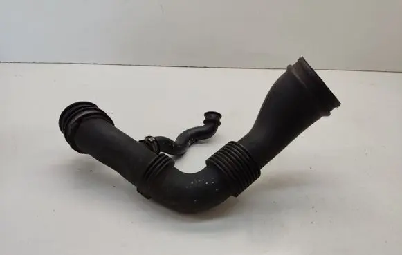 Ford Focus C-MAX Air intake hose/pipe 4M519A673AE 4M506A886A3