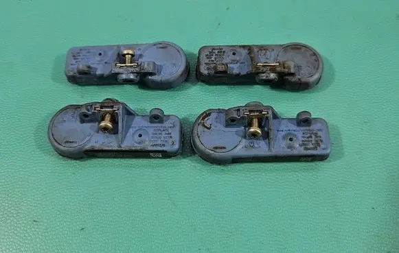 Opel Corsa E Tire pressure sensor 13581561 IMPRK1558315