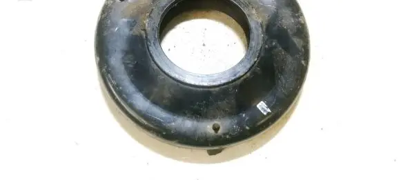 Honda CR-V Front coil spring rubber mount 