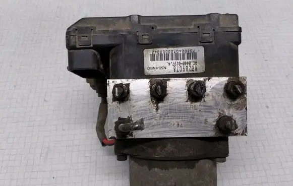 Mitsubishi Galant ABS Pump 09800079 051191911