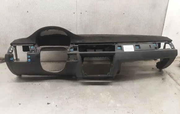 BMW 3 E90 E91 Dashboard 7155202