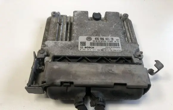 Skoda Octavia Mk2 (1Z) Engine control unit/module 03G906021TB