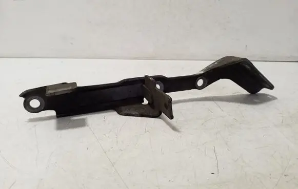 Mercedes-Benz CLS C218 X218 Other engine bay part A6510962340