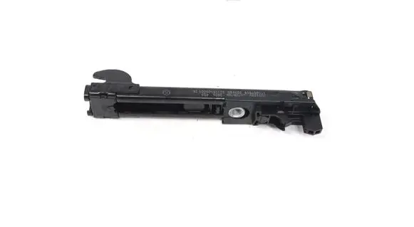 Volkswagen Golf V Seat belt adjustment motor 1T0857819