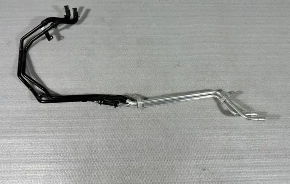 Porsche Cayenne (9Y0 9Y3) Engine coolant pipe/hose 4m0122050a 4M0121085P 4m0121085r