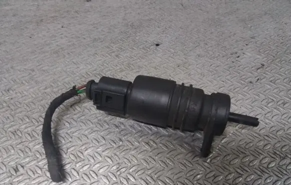 Audi A2 Windscreen/windshield washer pump PA668GF30