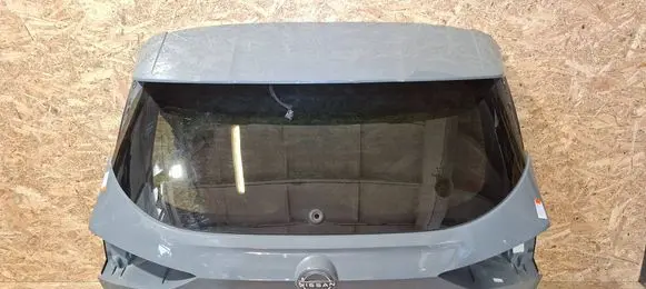 Nissan Qashqai J12 Tailgate/trunk/boot lid B001935
