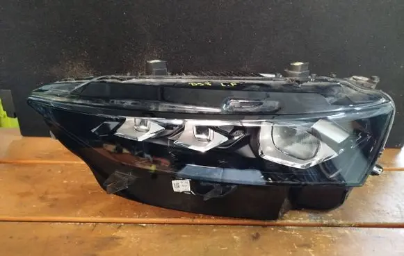 Citroen DS7 Crossback Headlight/headlamp 9841273180
