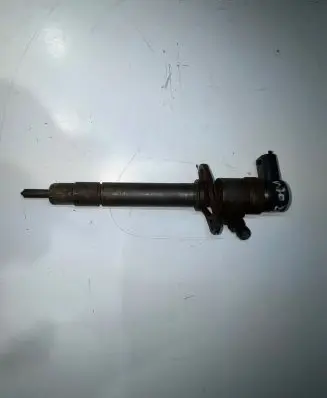 Volvo V70 Fuel injector 0445110078 2A2270C 8658350