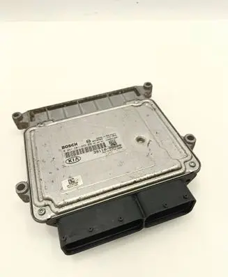 KIA Ceed Engine control unit/module 391102B600 0261201852 1039S21598