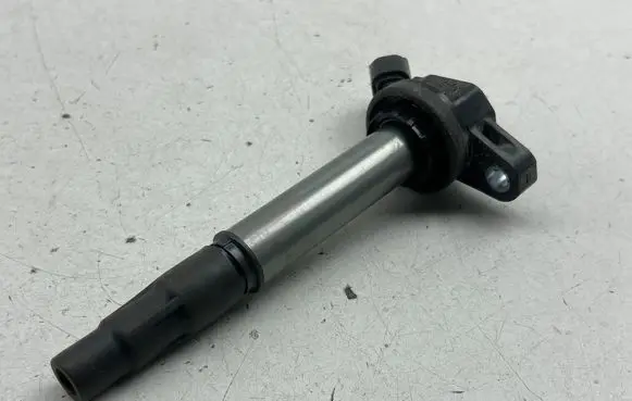 Toyota Auris E180 High voltage ignition coil 9091902258 10R035444