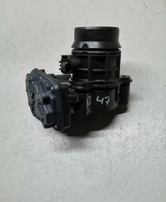 BMW 5 F10 F11 Throttle valve 8512452
