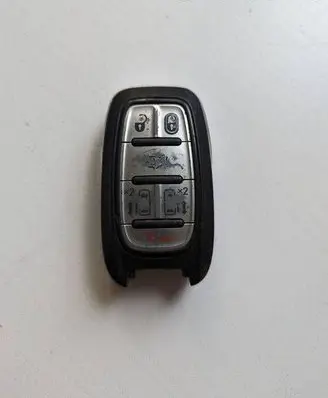 Chrysler Pacifica Ignition key/card 68241532AC