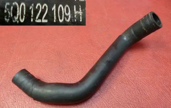 Volkswagen Golf VII Engine coolant pipe/hose 5Q0122109H