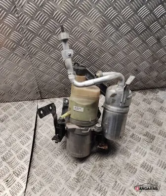 Volvo V50 Power steering pump 5n513k514ca