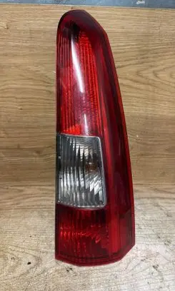 Volvo V70 Rear/tail lights 9154494