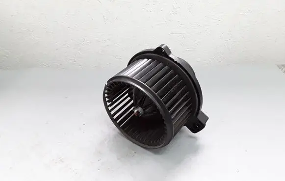 KIA Carens II Heater fan/blower B448231370 A0540221C