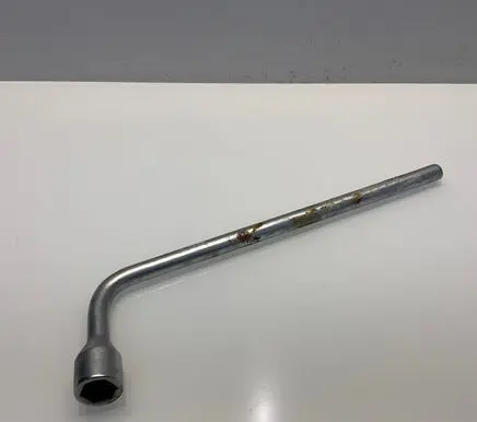 Mercedes-Benz E W211 Wheel nut wrench 1205810246 A1205810246