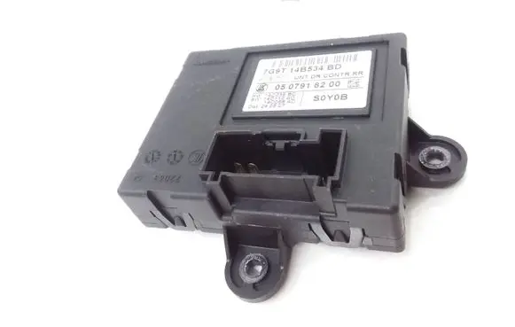 Volvo V70 Door control unit/module 7g9t14b534bd 0507918200