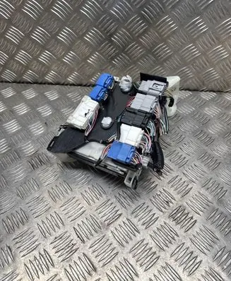 Toyota RAV 4 (XA50) Fuse box set 8273042890A 5767 0A061042