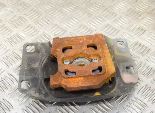 Ford Focus Engine mount bracket V617M121