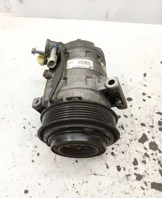 Opel Insignia A Air conditioning (A/C) compressor (pump) 687997689 076CA3 0922504