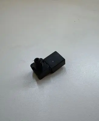 BMW 3 E90 E91 Air pressure sensor 7792260 10J10 7340