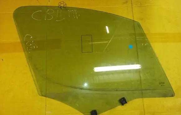 Citroen Berlingo Front door window glass four-door