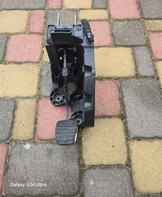 Renault Trafic III (X82) Brake pedal 465017463R 93459473 81007094