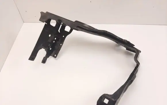 Mercedes-Benz E W211 Headlight/headlamp mounting bracket