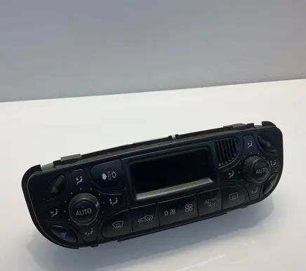 Mercedes-Benz C W203 Climate control unit 2098300285 A2098300285