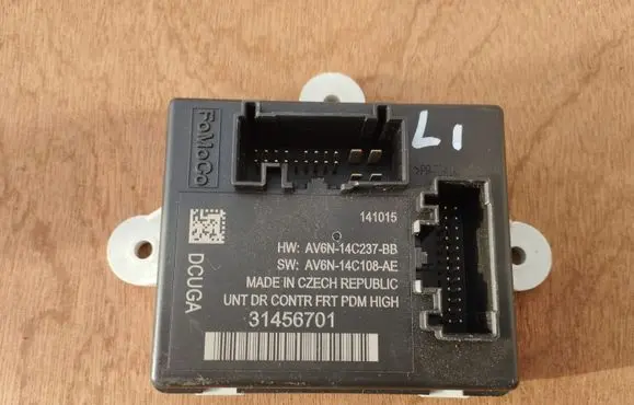 Volvo V40 Door control unit/module 31456701