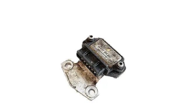 Volkswagen Golf IV Ignition amplifier control unit 0227100124