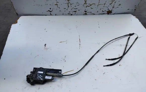 Opel Insignia A Hand brake/parking brake motor 22880717