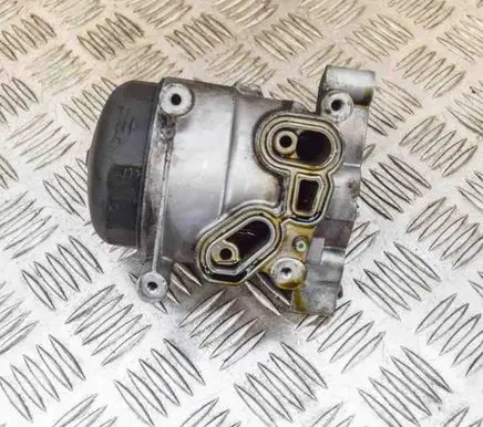 BMW 3 E90 E91 Oil filter cover 7574115