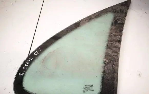 Renault Scenic I Rear side window as2
