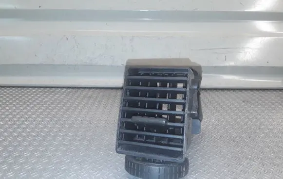 Volkswagen Transporter - Caravelle T5 Dashboard side air vent grill/cover trim 7H0815706C