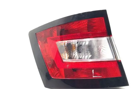 Skoda Fabia Mk3 (NJ) Rear/tail lights 6V9945095