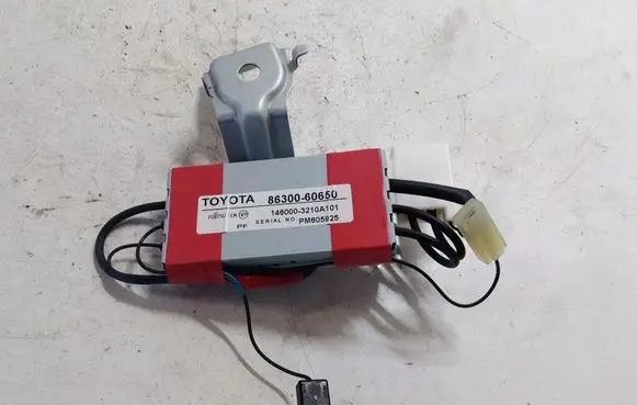 Toyota Land Cruiser (J150) Antenna control unit 8630060650 1460003210A101