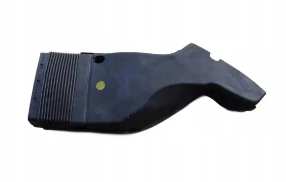 Audi A4 S4 B7 8E 8H Air intake hose/pipe 8E0129618F