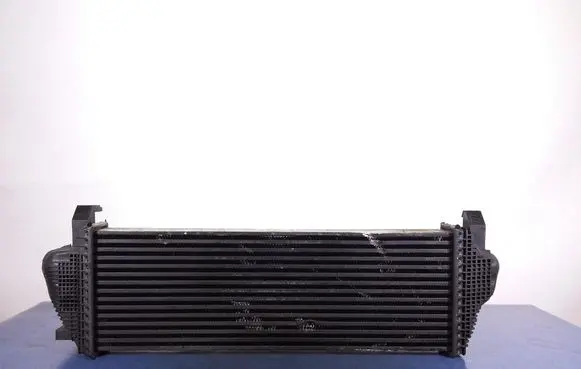 Jeep Grand Cherokee Intercooler radiator 