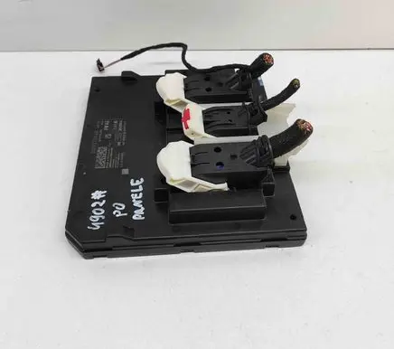 Volkswagen Tiguan Central body control module BCMPQ37H A3C10969001
