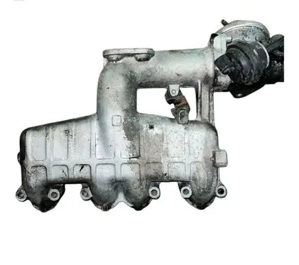 Volkswagen Golf IV Intake manifold 038129713j